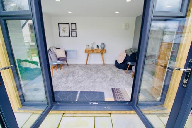 Garden room