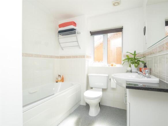 HOUSE BATHROOM