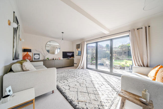 1408221-1-699dfe8d153aa