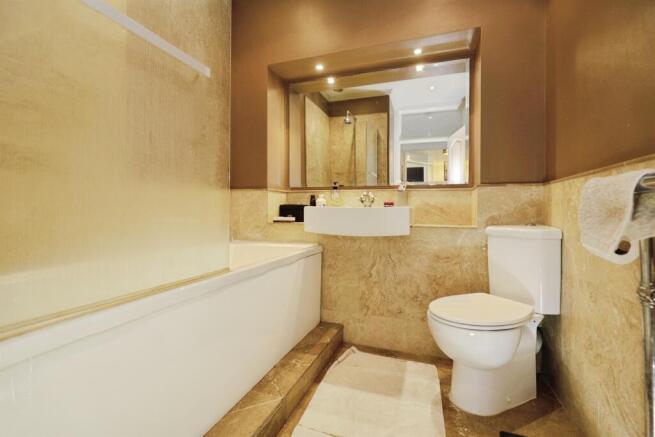 1 bed Apartment for sale Image 4