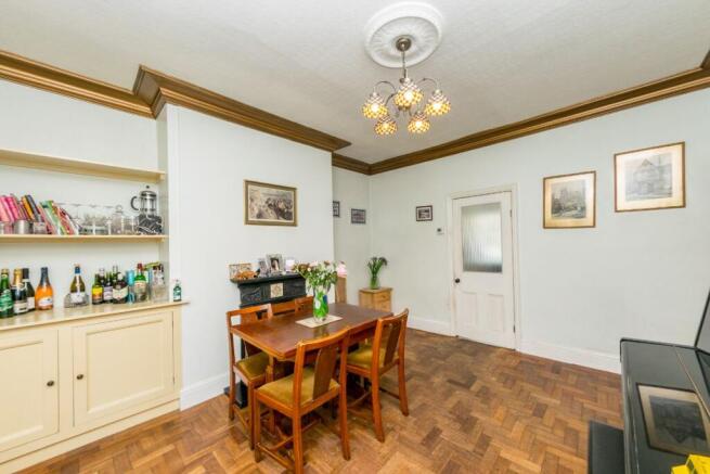 3 bed Semi-Detached for sale Image 6