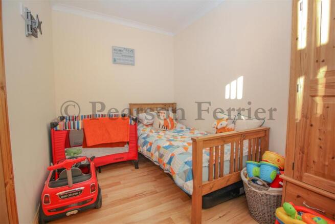 Bedroom 4/Office