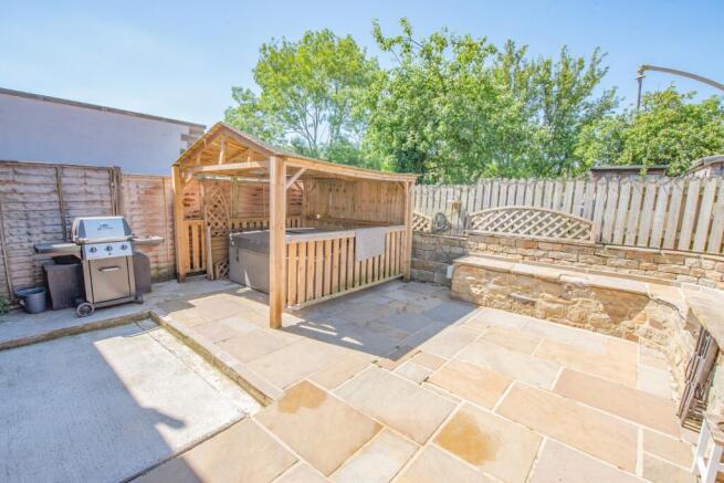 3 bed Town House to rent Image 12