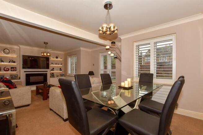 Lounge/Diner