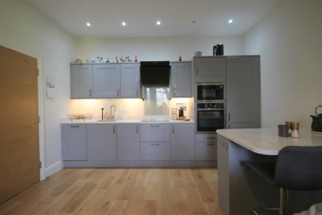 Kitchen area.JPG