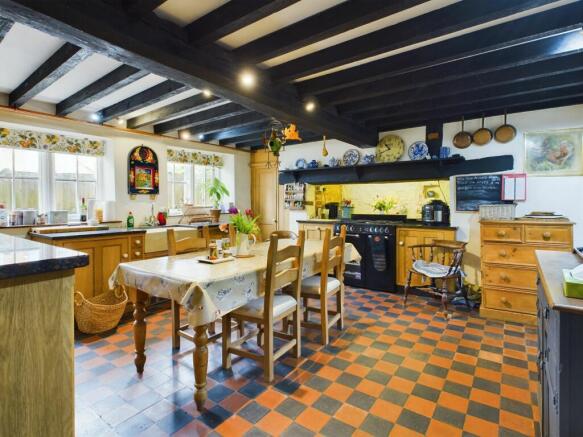Kitchen/Dining Room