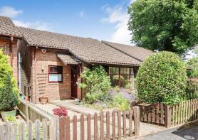 24, Woodley Gardens, Lymington SO41 9LH