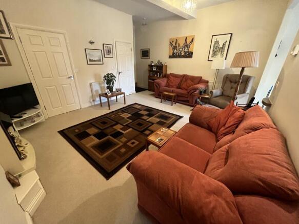 Lounge 2