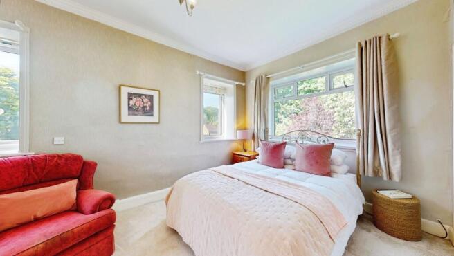2 bed Apartment for sale Image 7