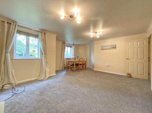 Living/Dining Room