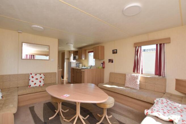 133 Hythe Road, Dymchurch photo 4