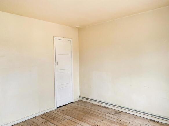 9 Westfield Chase, Aldbourne, Marlborough, SN8 2DB