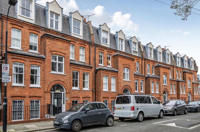 1429120-2-69b2e83...