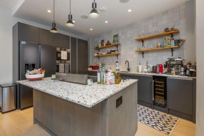 Raven Wharf 23 - ...