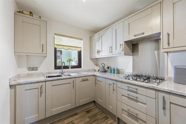 kitchen_1.jpg