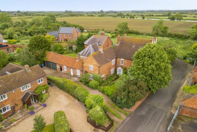 The Old Manor House (North Muskham)-1.jpg