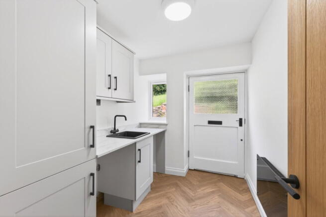 3 bed Cottage for sale Image 12
