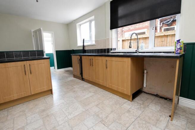 3 bed Terraced for sale Image 7