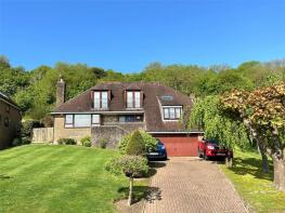 17 Mangala, Lincoln Close, Eastbourne BN20 7TZ