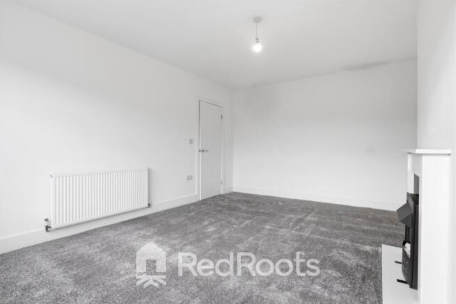 3 bed Semi-Detached for sale Image 8