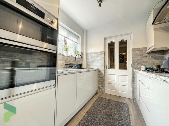 Fitted kitchen