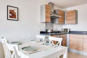 25, 15, Tarves Way, London SE10 9JP