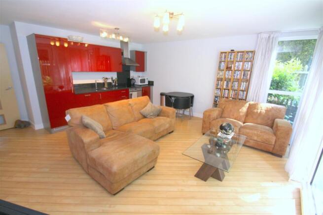 Lounge area.JPG
