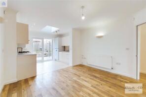 47a, Mostyn Avenue, Wembley HA9 8AY