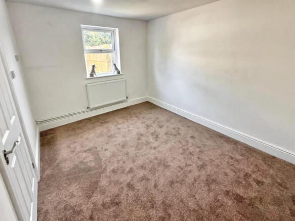 4 bed Terraced for sale Image 6