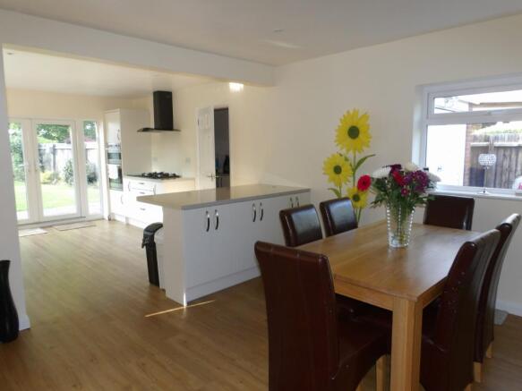 Open Kitchen Diner