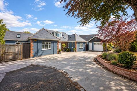 Maker Lane, Millbrook, Cornwall, PL10