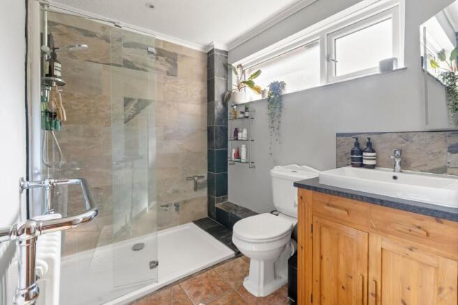 3 bed Terraced for sale Image 10
