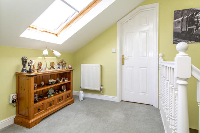 2nd Floor Landing