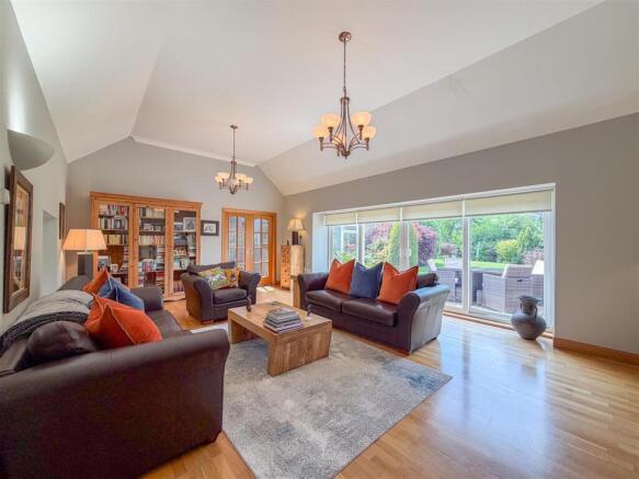 Formal Lounge