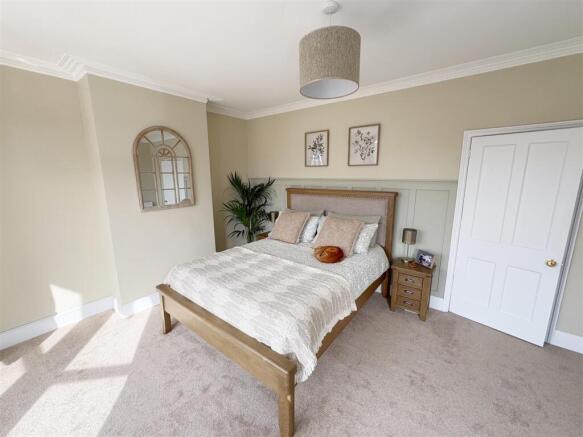 Bedroom One (1).jpg