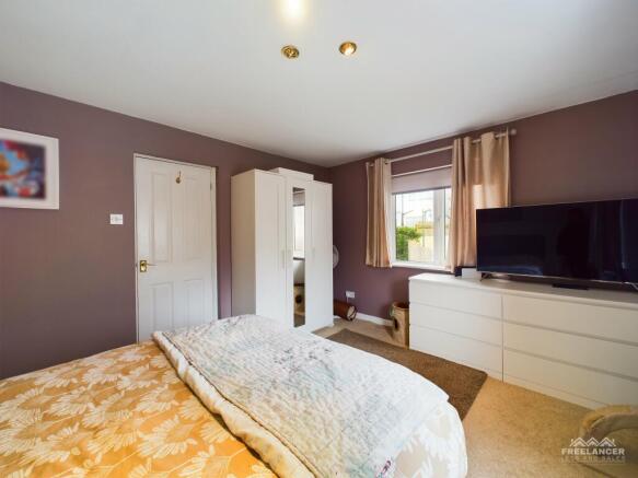 Bedroom 2(b)