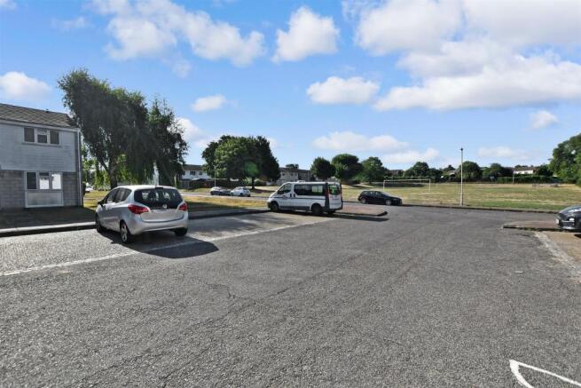Driveway/Parking