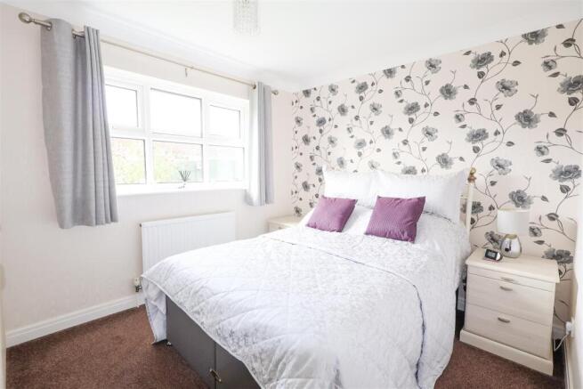 3 bed Detached Bungalow for sale Image 6