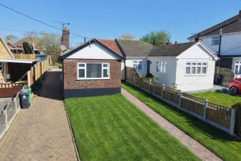 Oakleigh Avenue, Hullbridge, Essex, SS5 6EJ