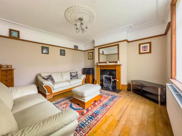 3 bed Detached for sale Image 7