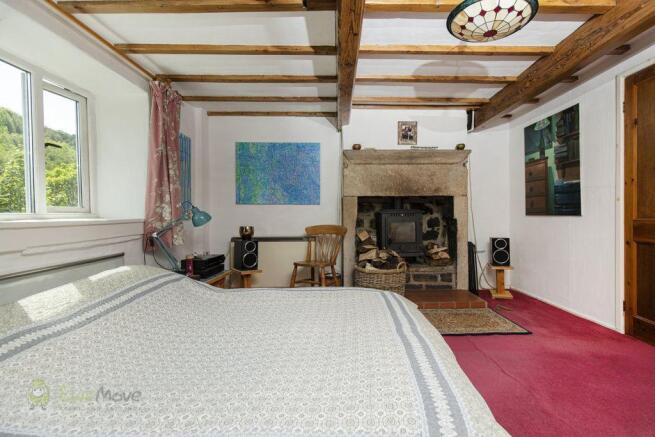 Bedroom 1 (Double)