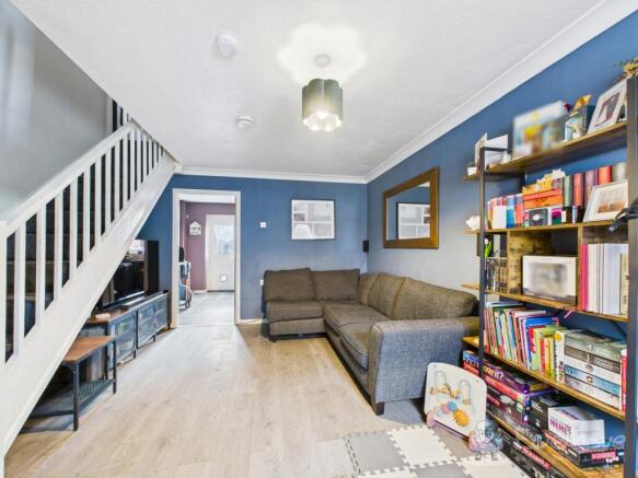 CAM03624G0-PR0177-STILL018