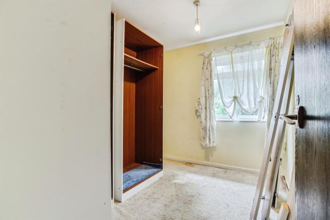 2 bed Flat for sale Image 8