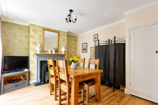 5 bed Semi-Detached for sale Image 10