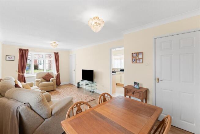 Living/Dining Room