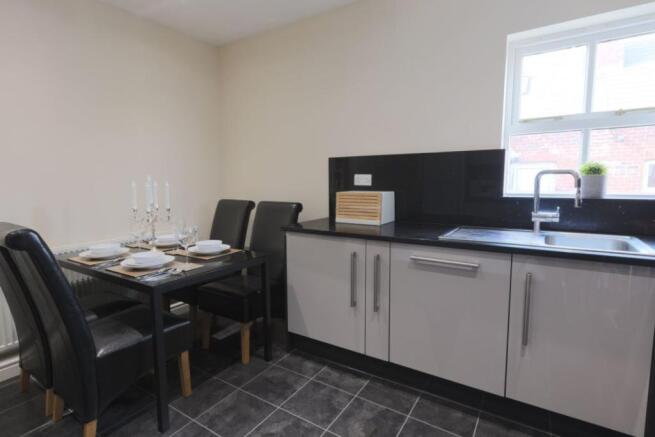 17 bed Block of Apartments for sale Image 11