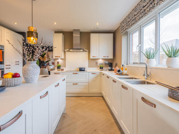 Richmond - Kitchen 1 - 72256