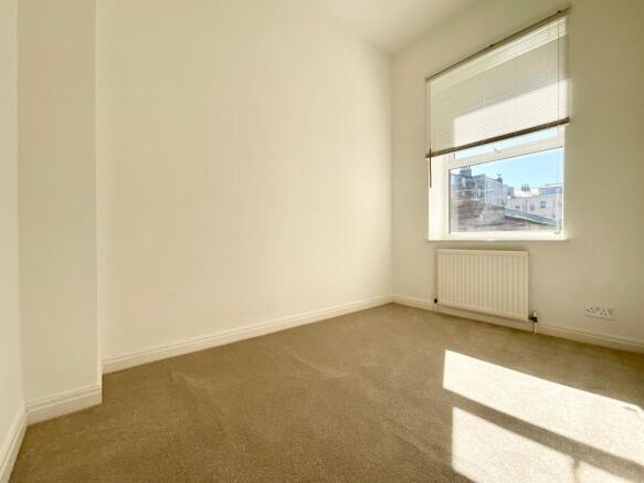 2 bed Apartment for sale Image 5