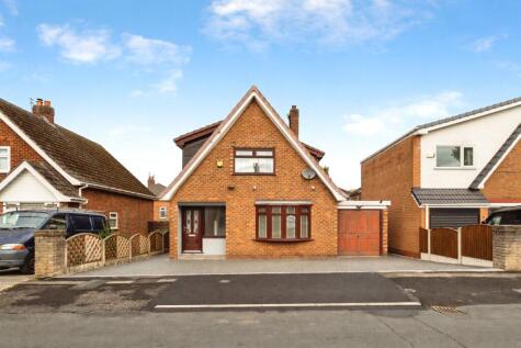 Millbrook Avenue, Denton, Manchester, Greater Manchester, M34