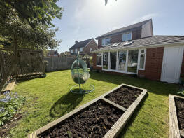 16, Sandy Close, Bristol BS32 8AJ